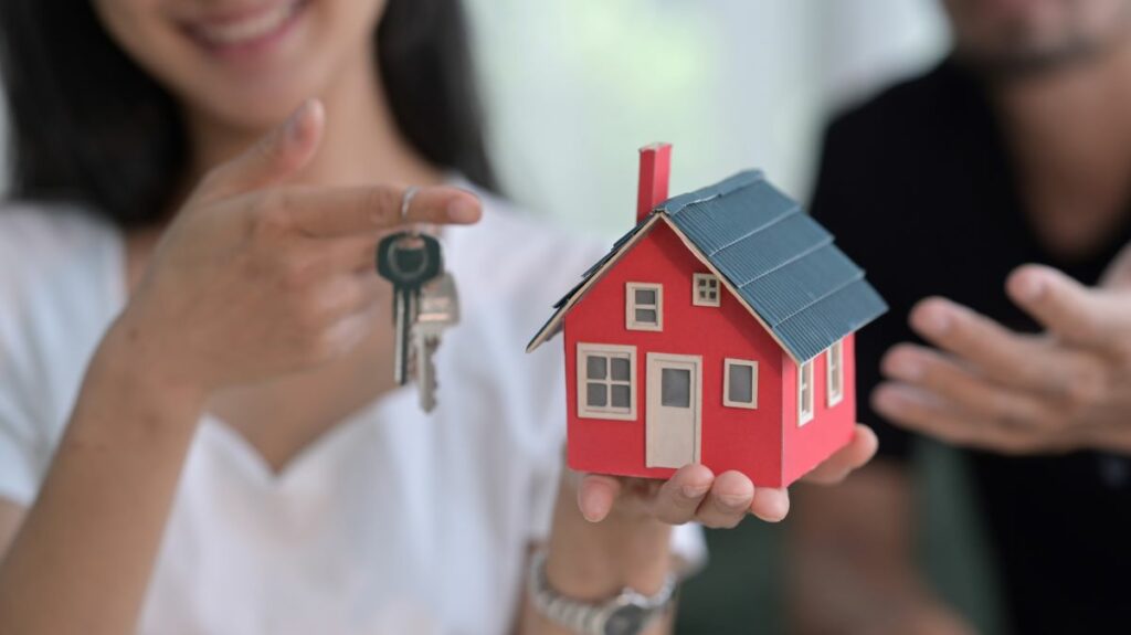 découvrez l'assurance pno (propriétaire non occupant) : une protection essentielle pour les propriétaires d'un bien loué. protégez vos investissements contre les risques de sinistres et les responsabilités locatives. bénéficiez d'une couverture adaptée à vos besoins et assurez la tranquillité d'esprit.