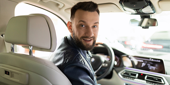 découvrez tout ce qu'il faut savoir sur les assurances auto en 2025 : nouveautés, conseils pour bien choisir votre couverture et économiser sur votre contrat automobile.