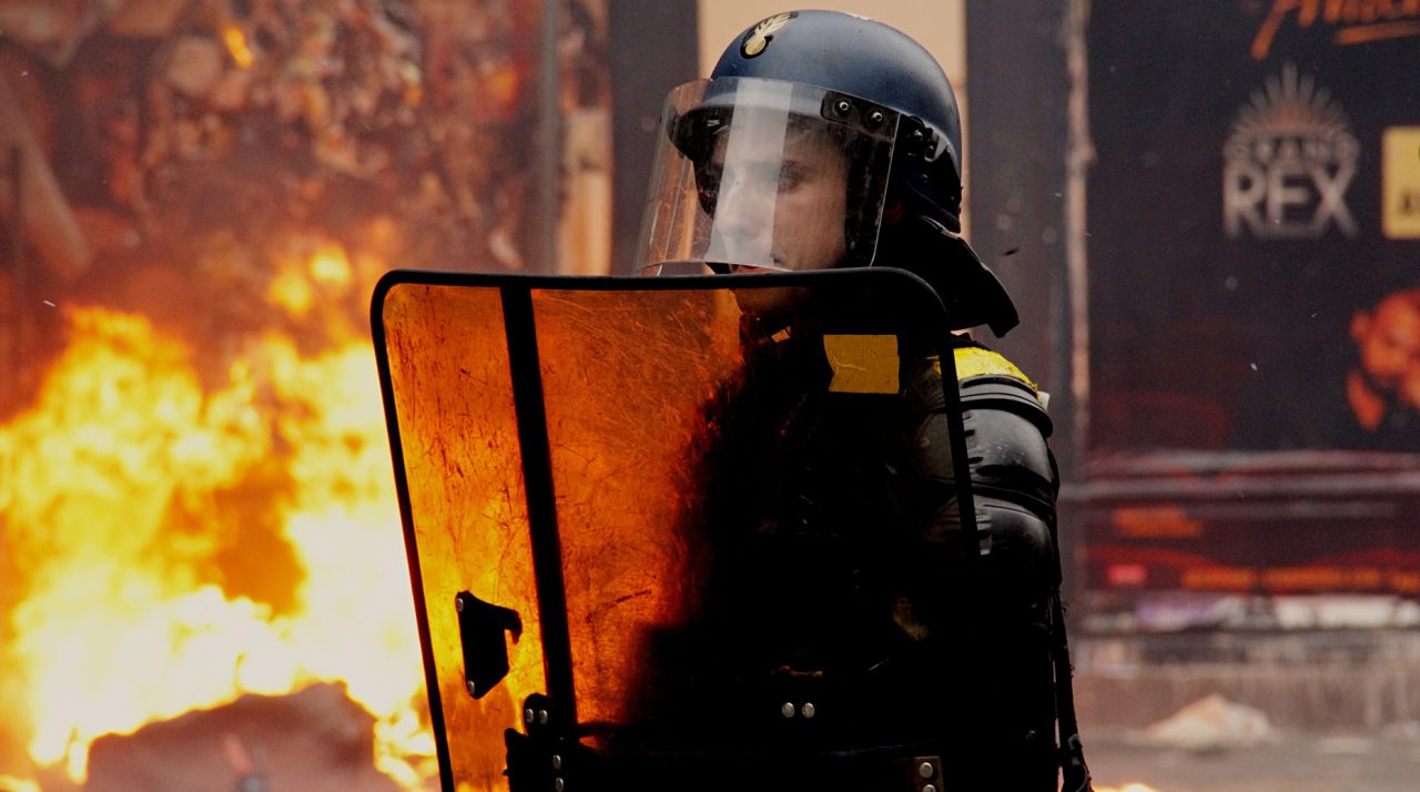 découvrez ce qu'est la taxe casseurs et comment la surprime émeutes pourrait impacter tous les citoyens. analyse et explications détaillées.