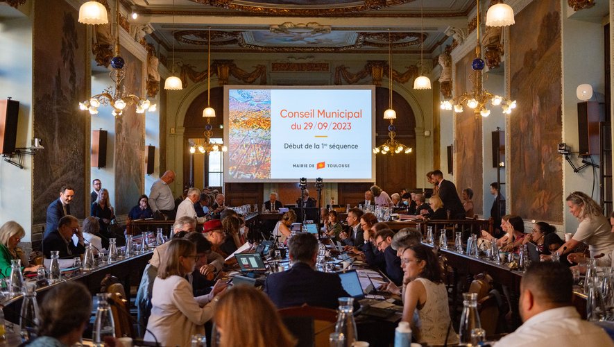 découvrez les différentes délégations confiées aux élus du conseil municipal de toulouse, leurs rôles et responsabilités au sein de la gouvernance locale.