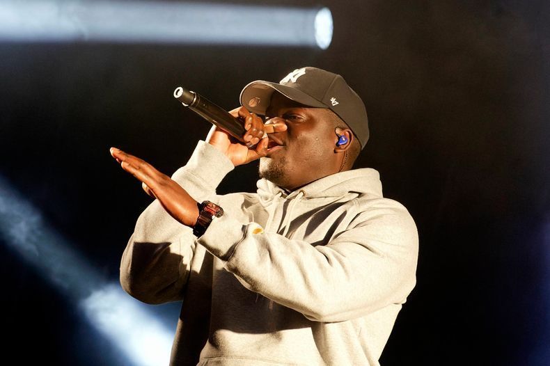 analyse de la grande désillusion économique sous la présidence de macron : défis, impacts et perspectives pour la france.